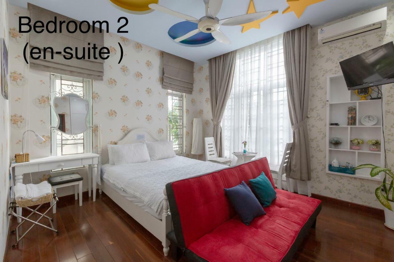 Villa ❤️ Pool Villa- Bbq- Karaoke - 5 Bdrms- Sleep 14 Ho Chi Minh City